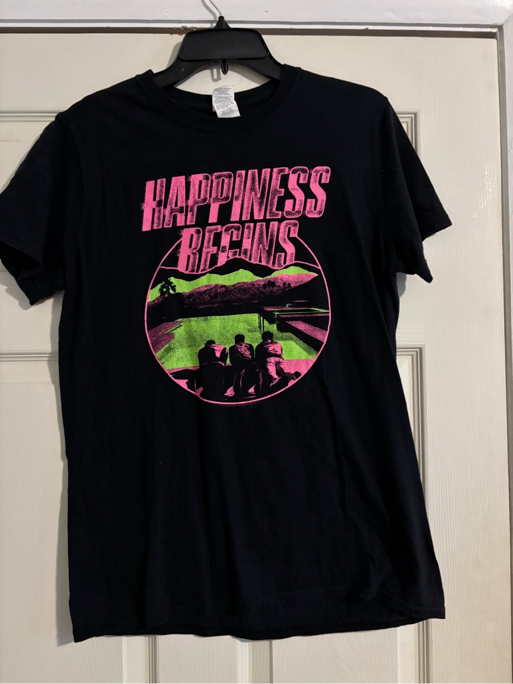 Johnas bros size M happiness begins concert tour shirt